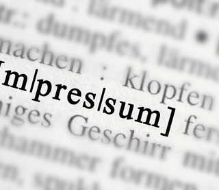 Klausel aus Impressums-Generator im Online-Shop abgemahnt (LG Arnsberg, Urteil vom 03.09.2015, Az. I-8 0 63/15)