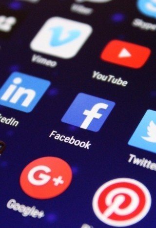 Datenschutz und Social-Media: Herausforderungen bei der Verlinkung auf externe Portale