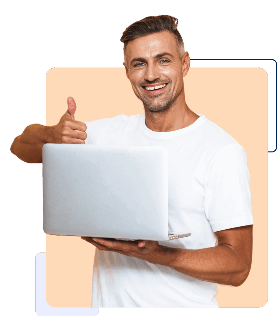 Ein Mann, der einen Laptop hält und einen Daumen hoch zeigt.
